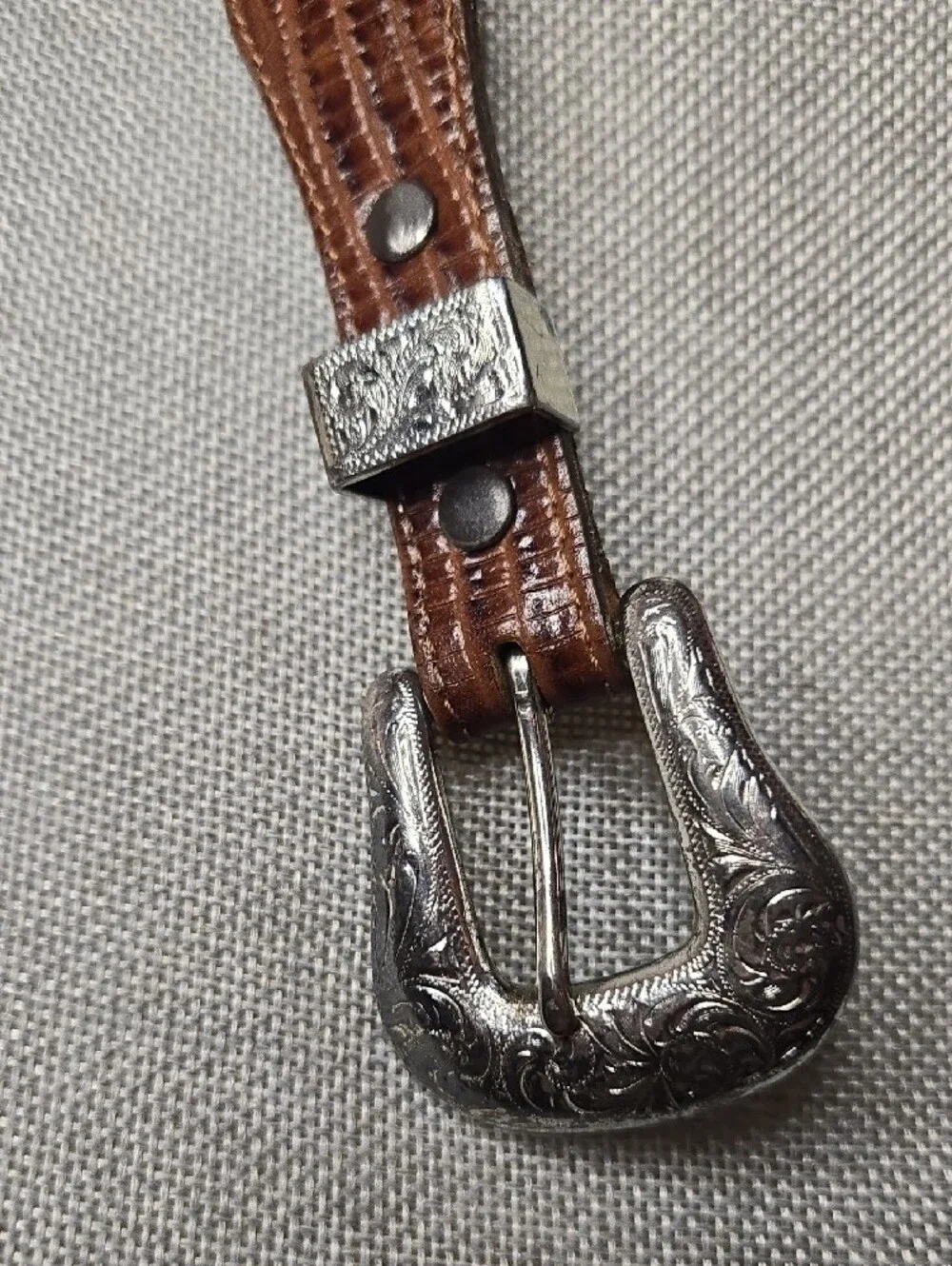 Zoom Brown Leather Belt with Engraved Silver Buckle